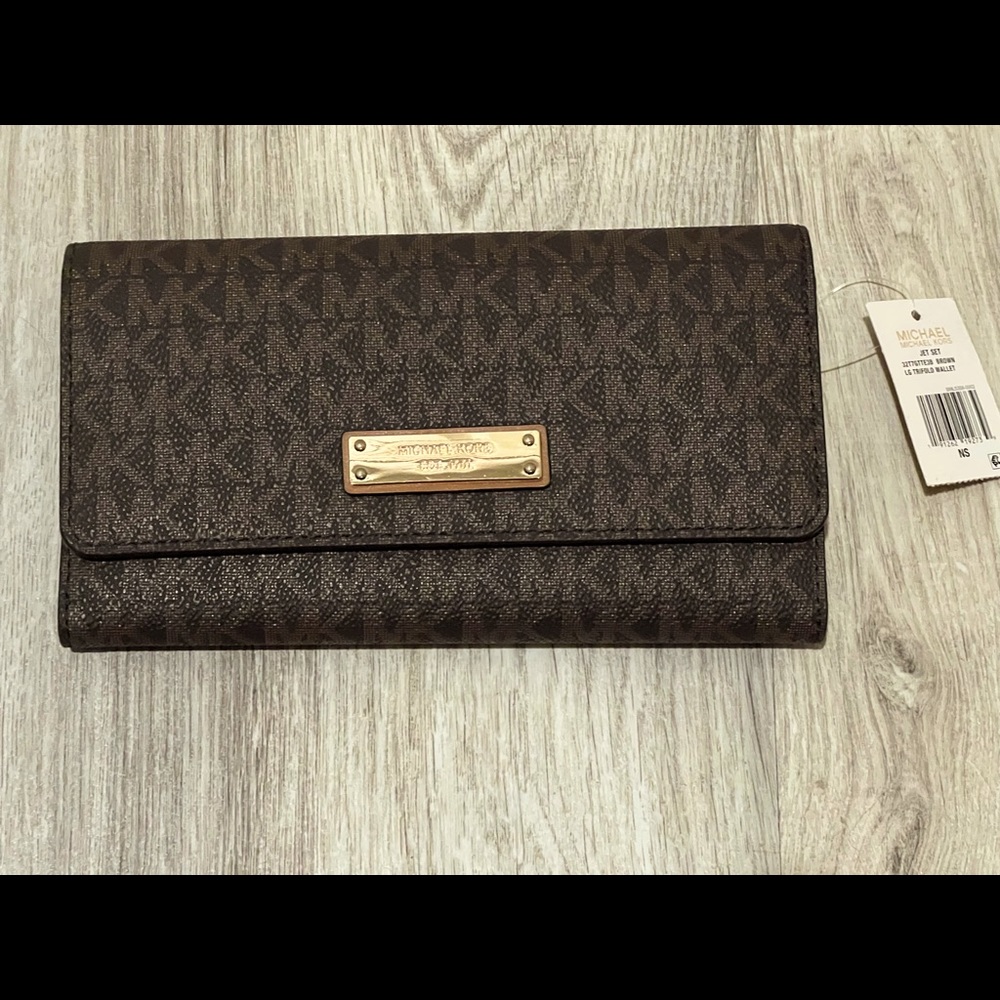 Brown Michael Kors logo wallet